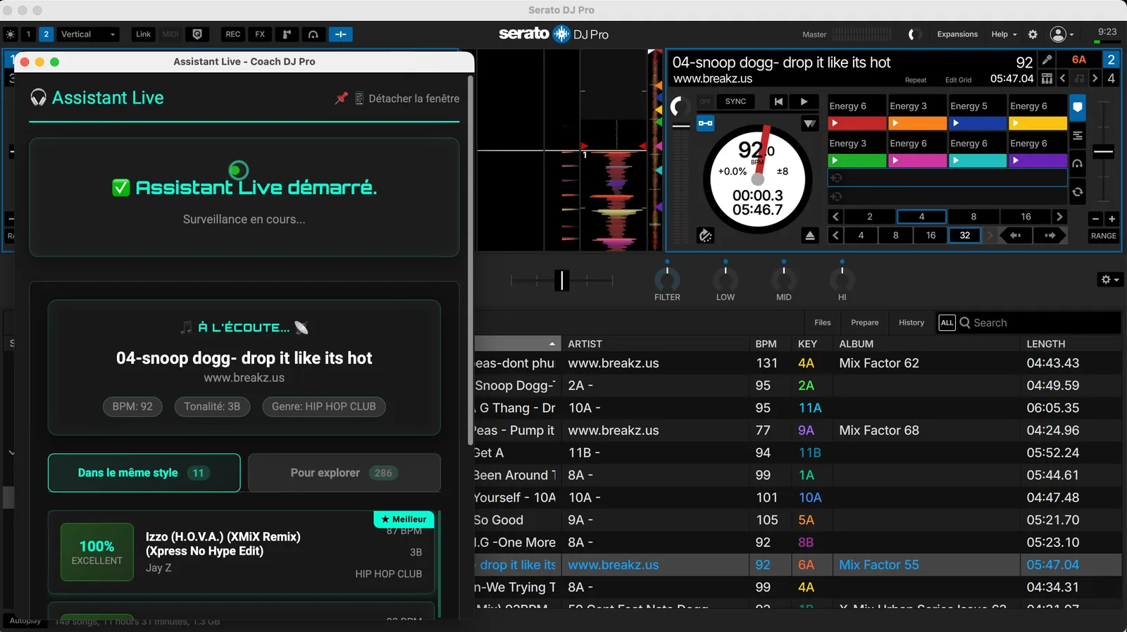 Assistant Live de Coach DJ Pro fonctionnant à côté de Serato DJ Pro : morceau détecté en temps réel et suggestions compatibles